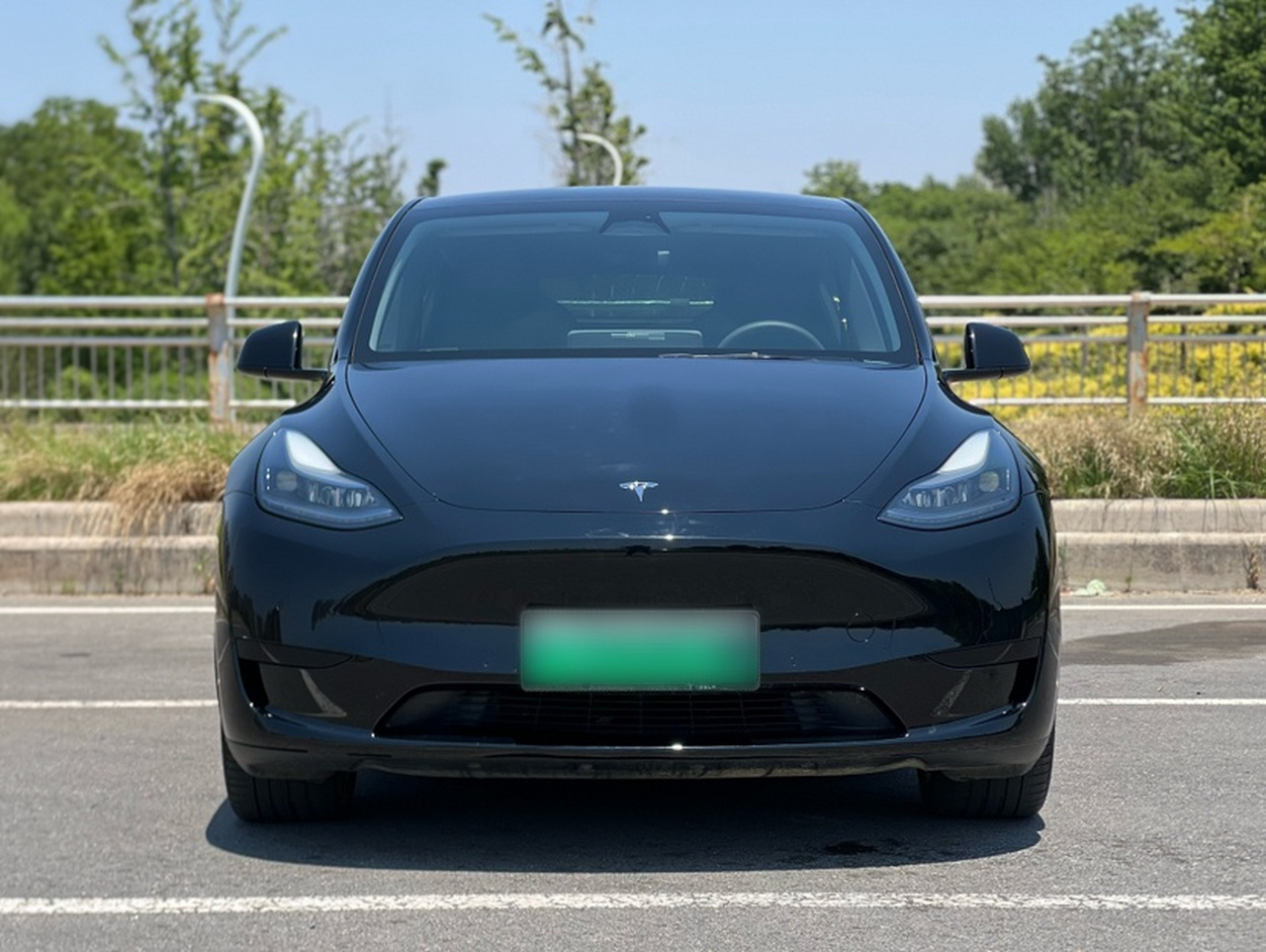 Model Y 2022 Facelift RWD photo 3