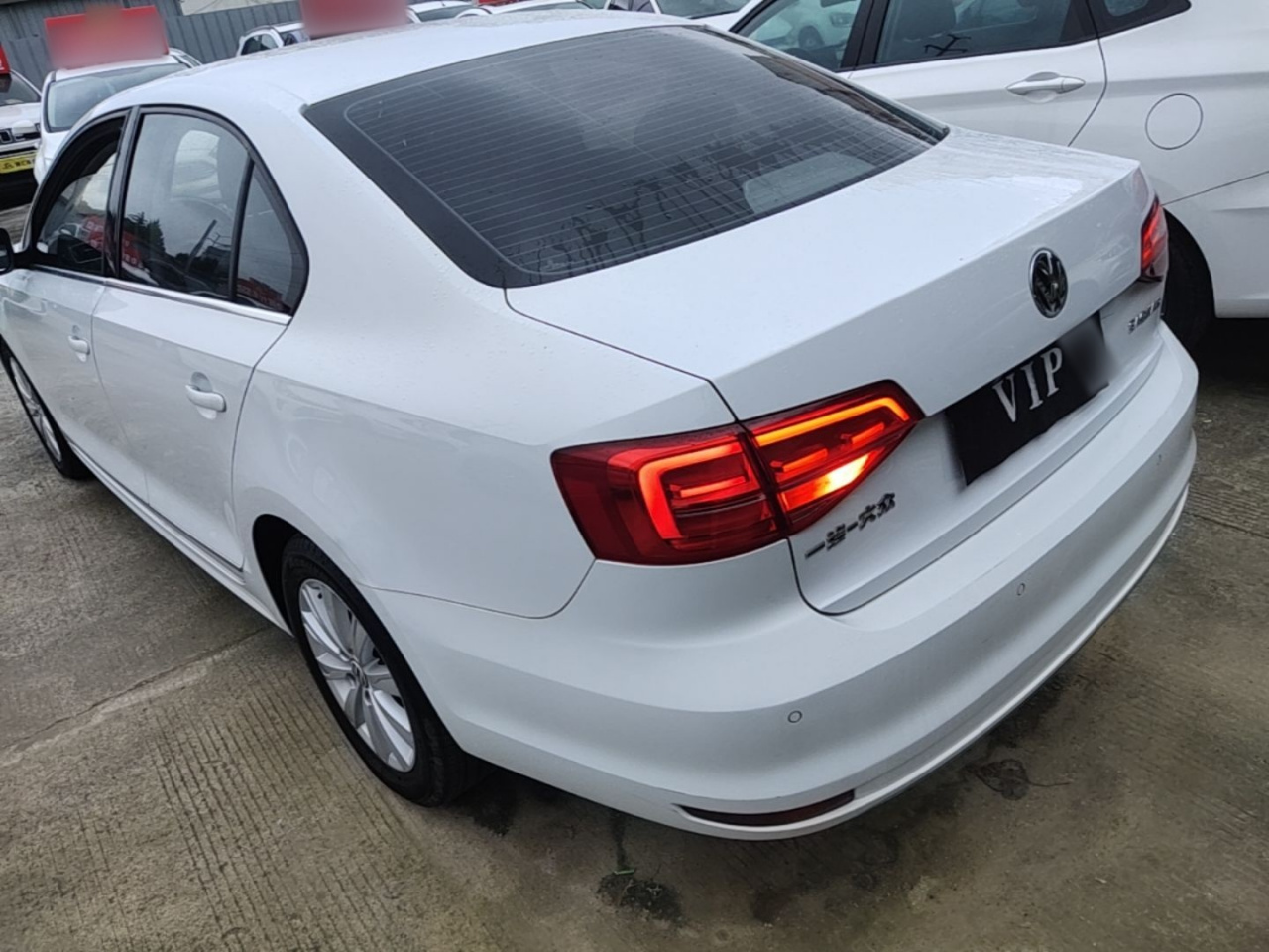 Sagitar 2015 1.6L AT Comfort photo 4