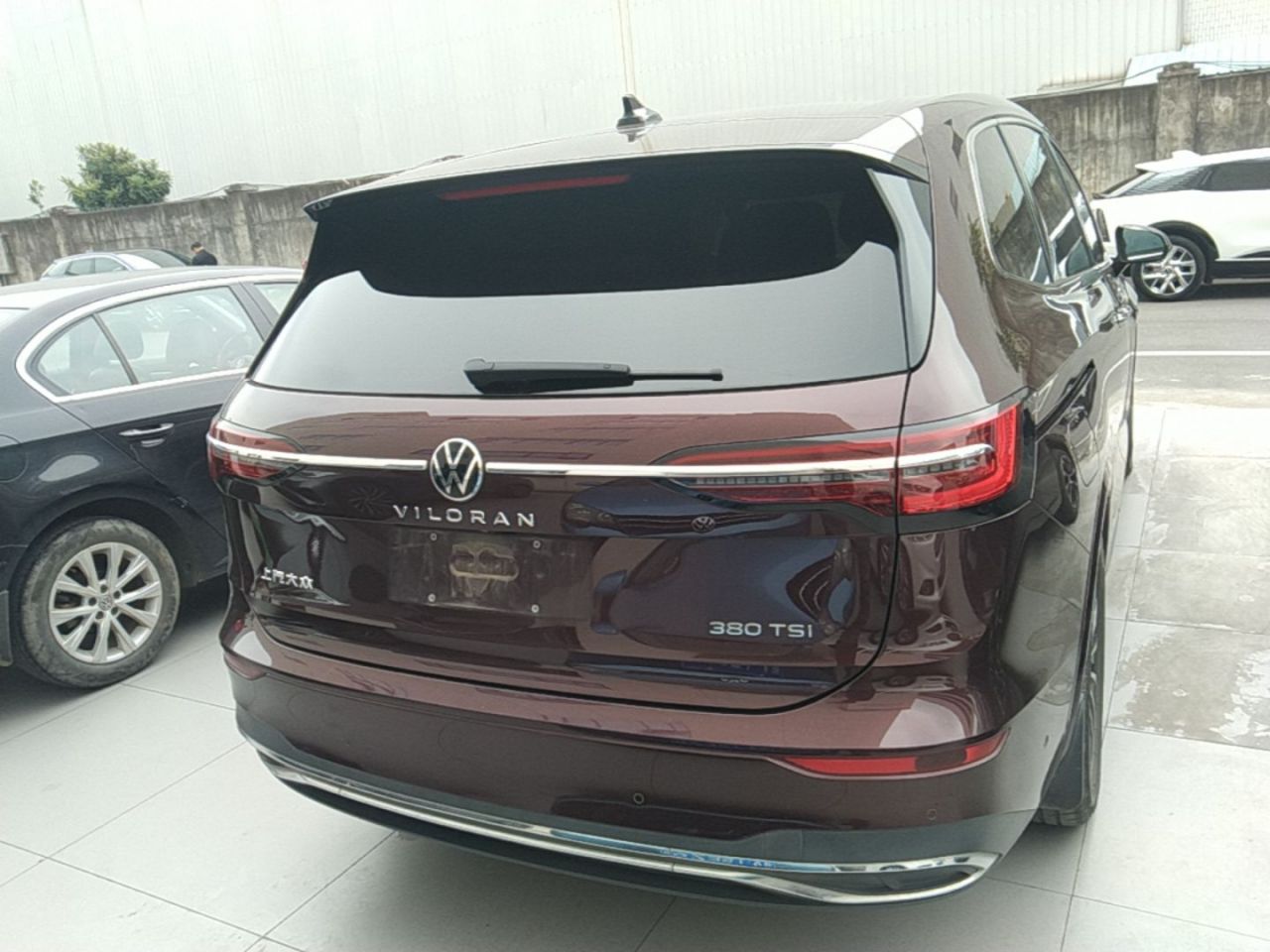 Viloran 2022 380TSI Premium photo 5
