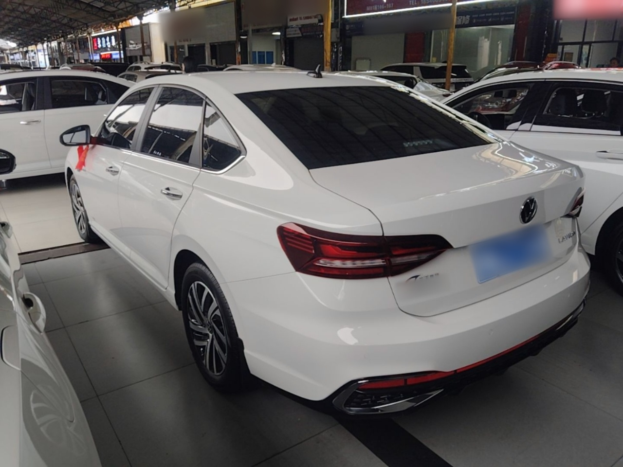 Lavida 2024 1.5L AT photo 2