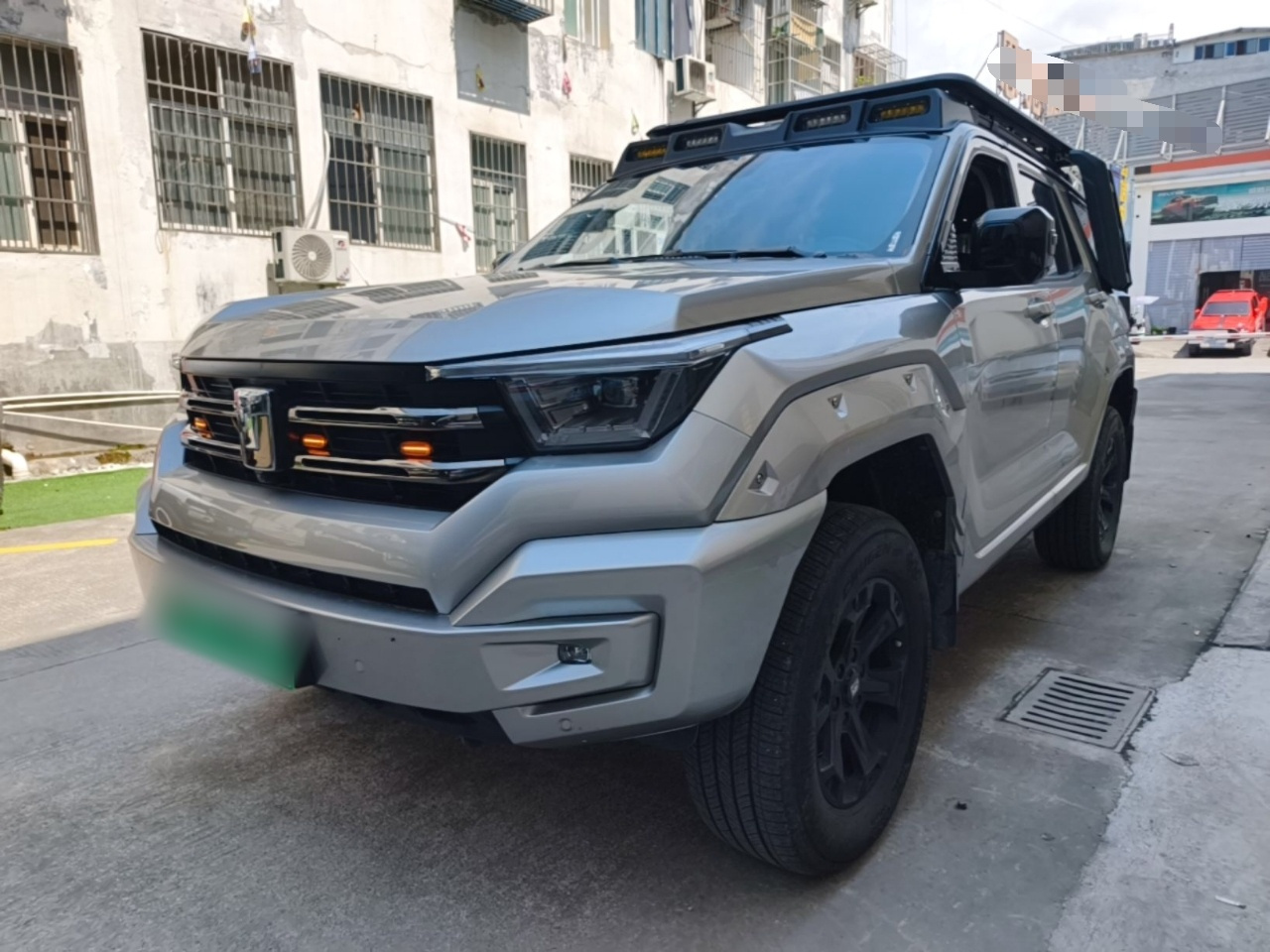 400 EV 2024 Hi4-T City