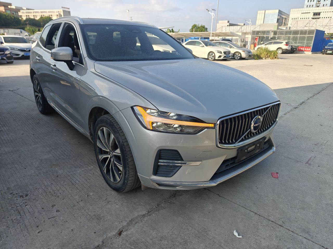 XC60 2023 B5 AWD Luxury photo 3