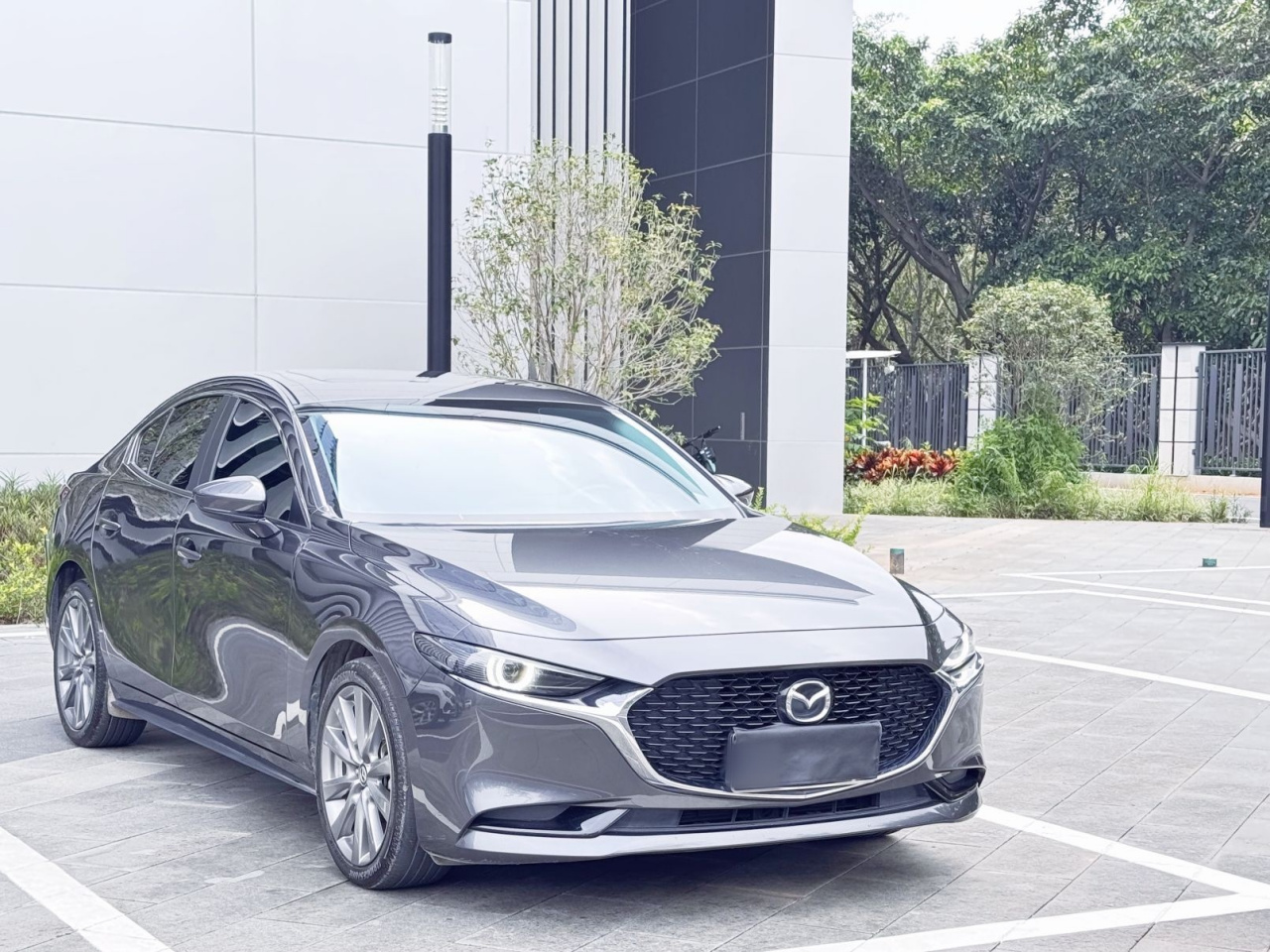 3 Axela 2022 2.0L AT photo 3