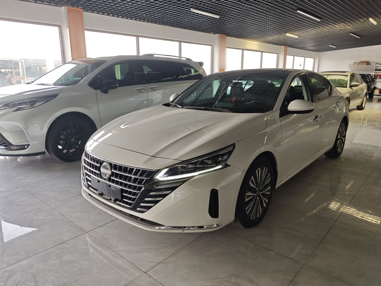 Teana 2022 2.0L XL-TLS Enjoy