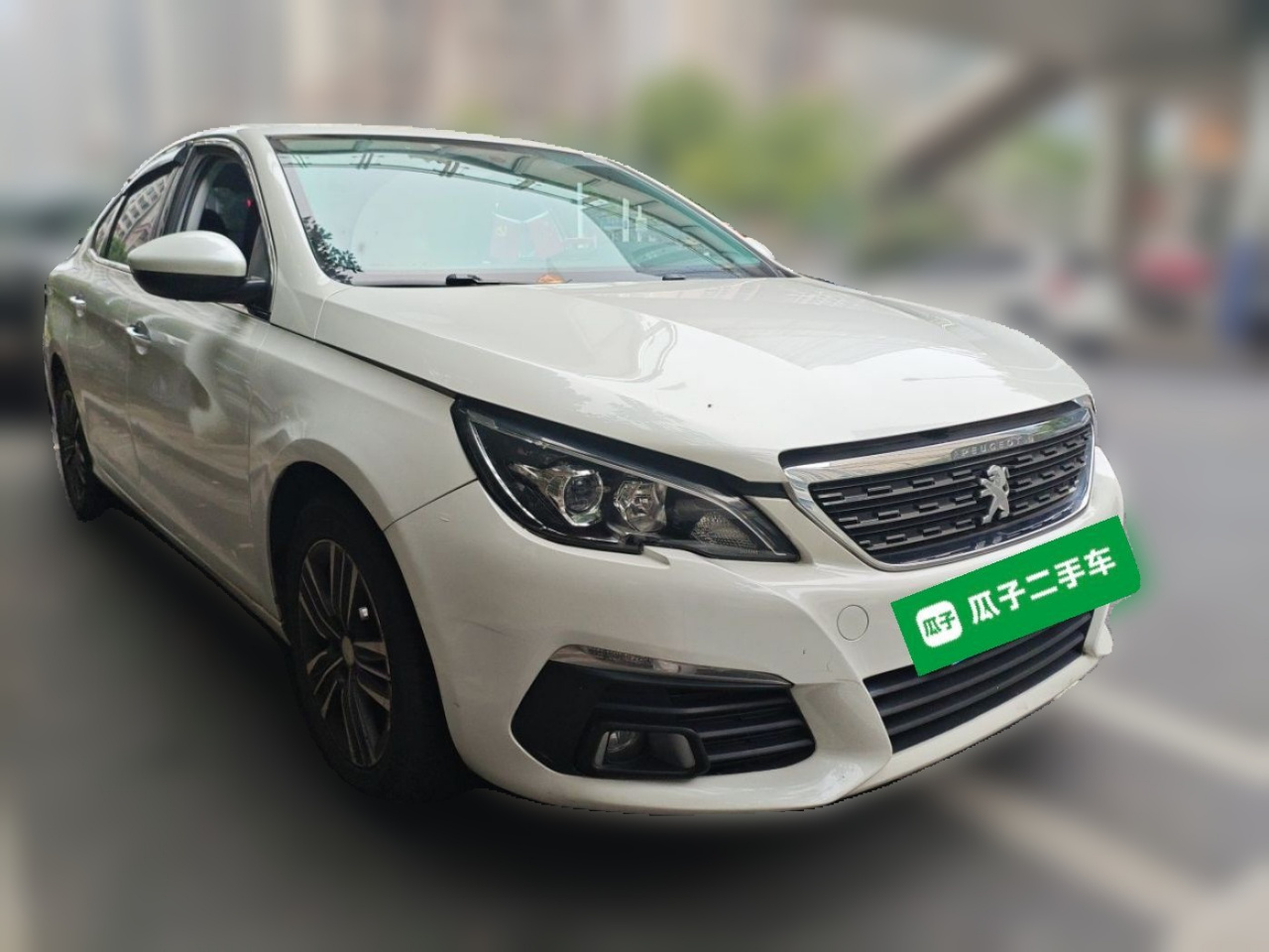 308 2016 1.6L AT Luxury photo 3