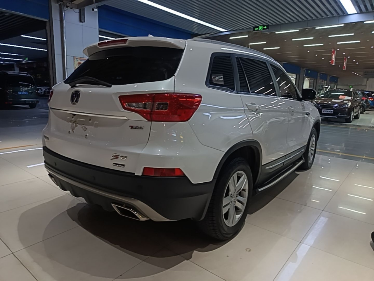 CS75 2017 1.5T AT photo 4