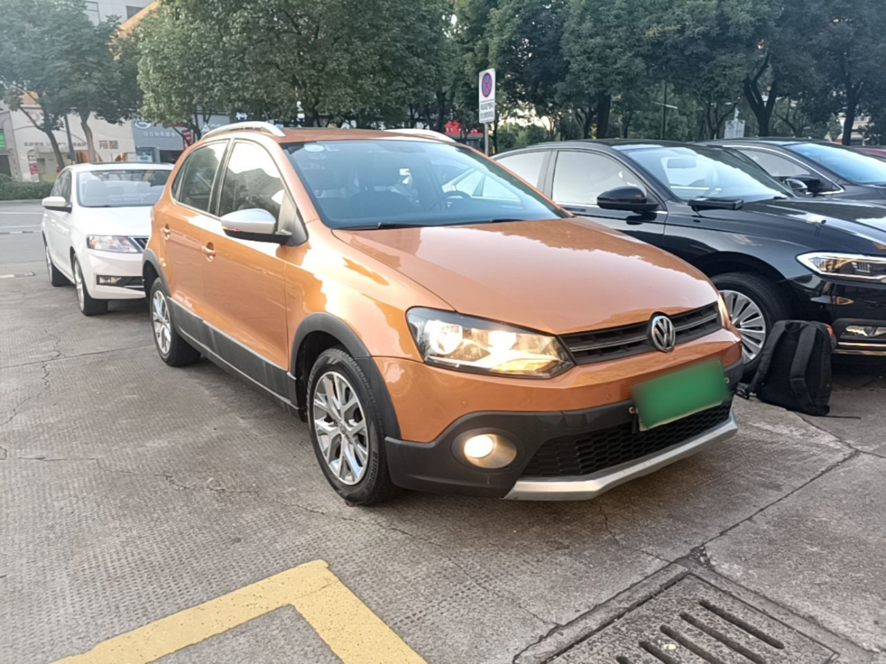2018 1.5L Cross Polo AT photo 5