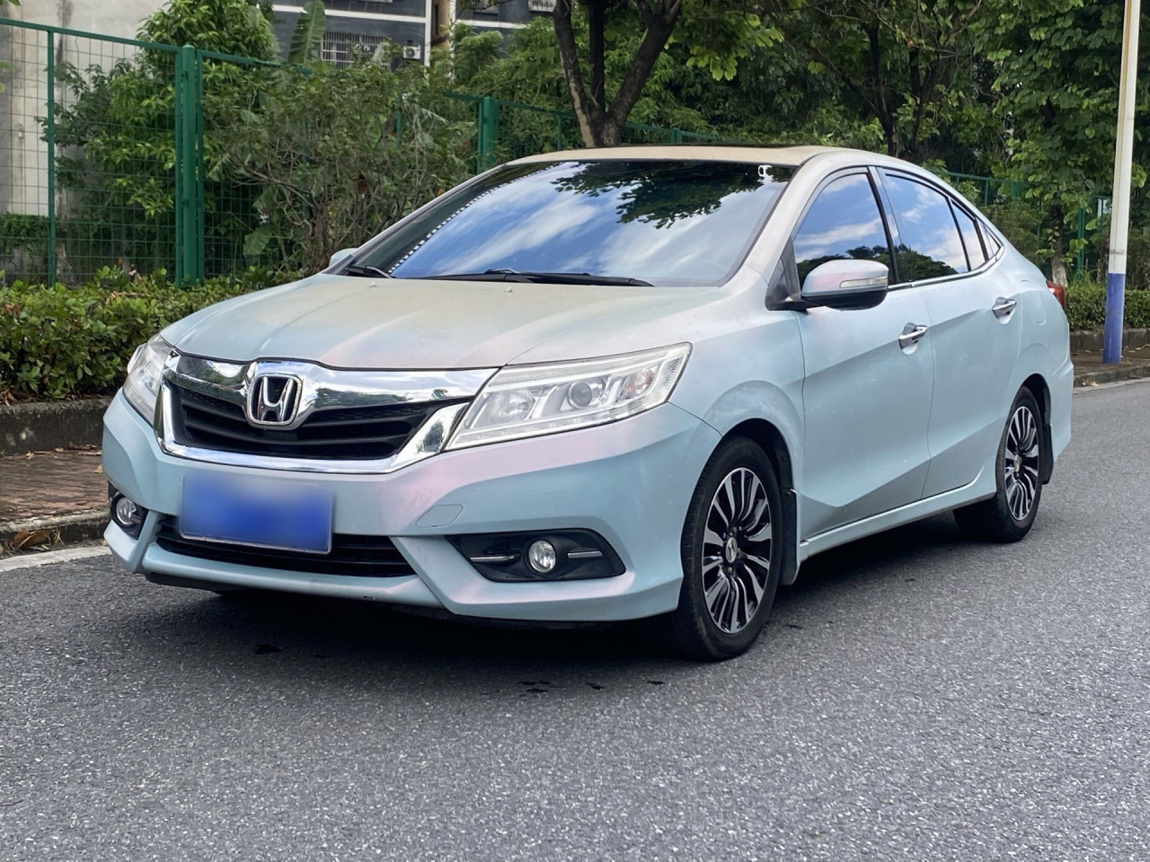 Crider 2013 1.8L AT Luxury