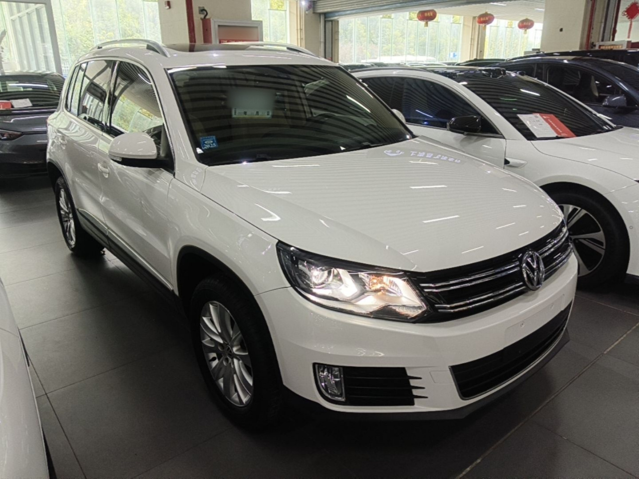 Tiguan 2015 1.8TSI AT RWD Luxury photo 3