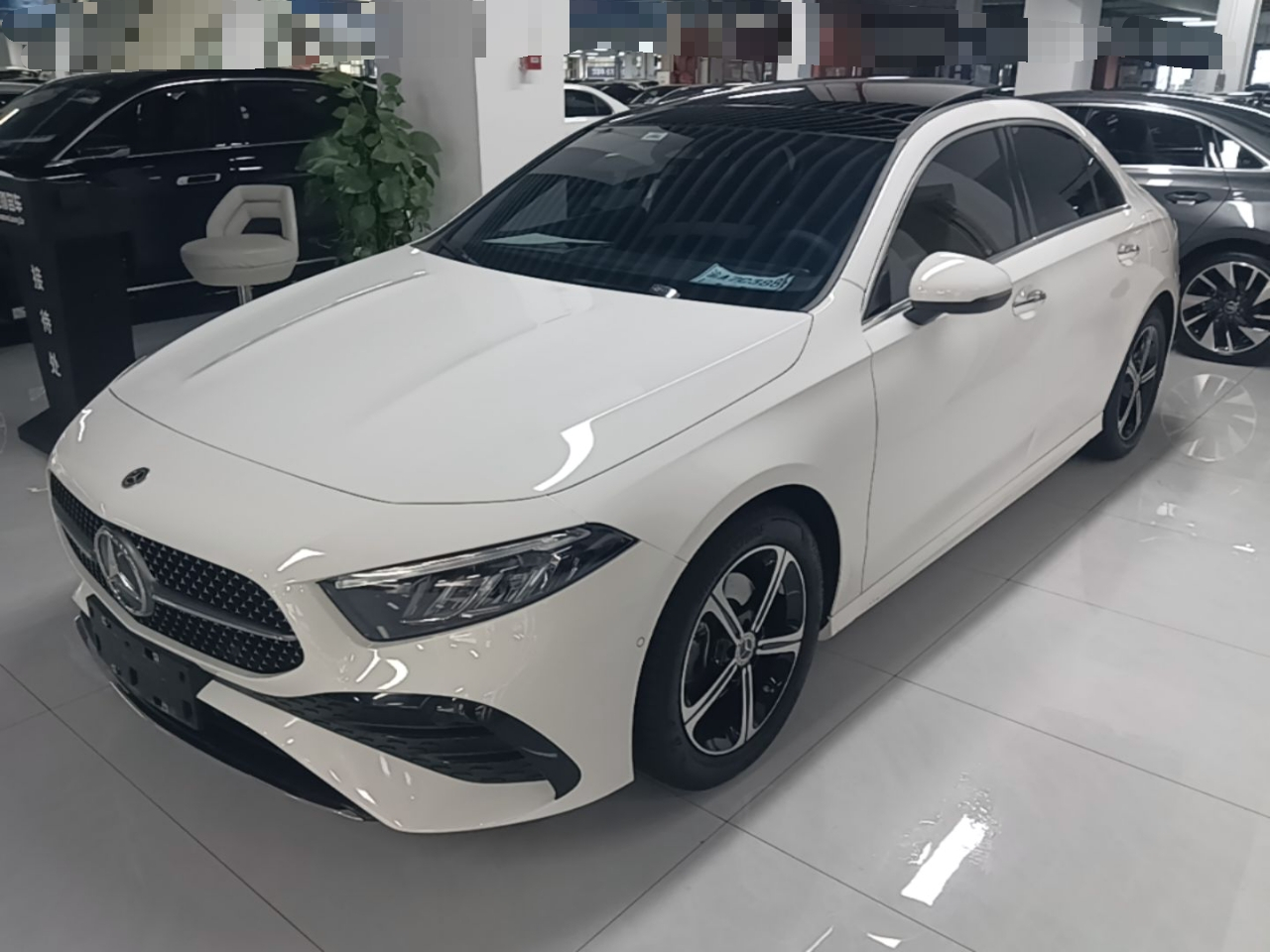 A-Class 2023 A 200 L Fashion