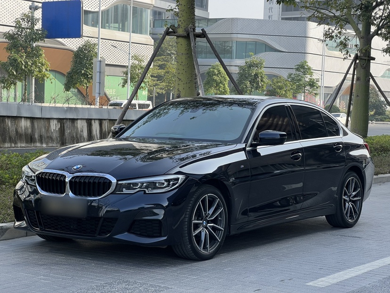 3 Series 2022 Facelift 320Li M Sport Package