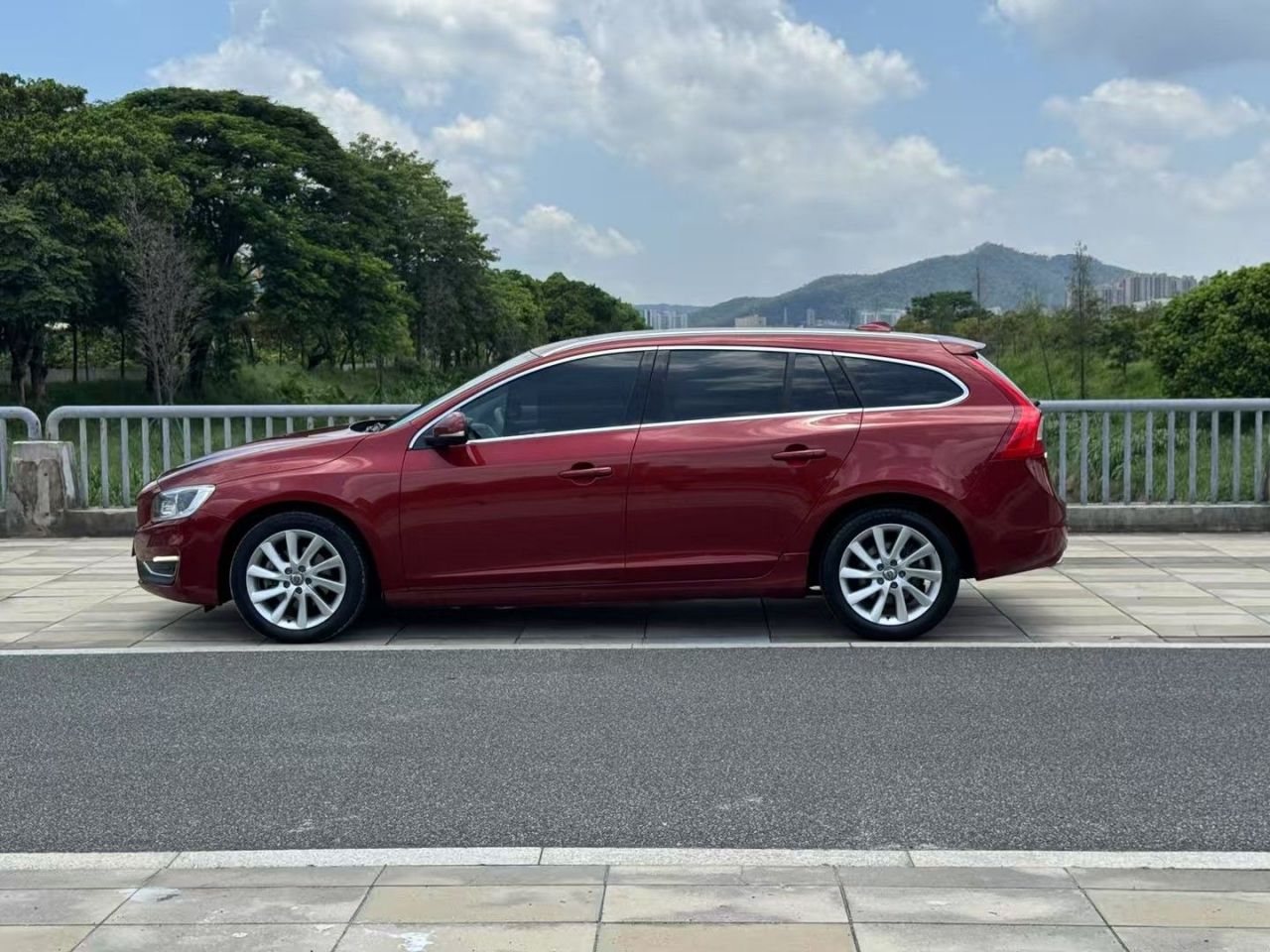 V60 2015 T5 photo 4