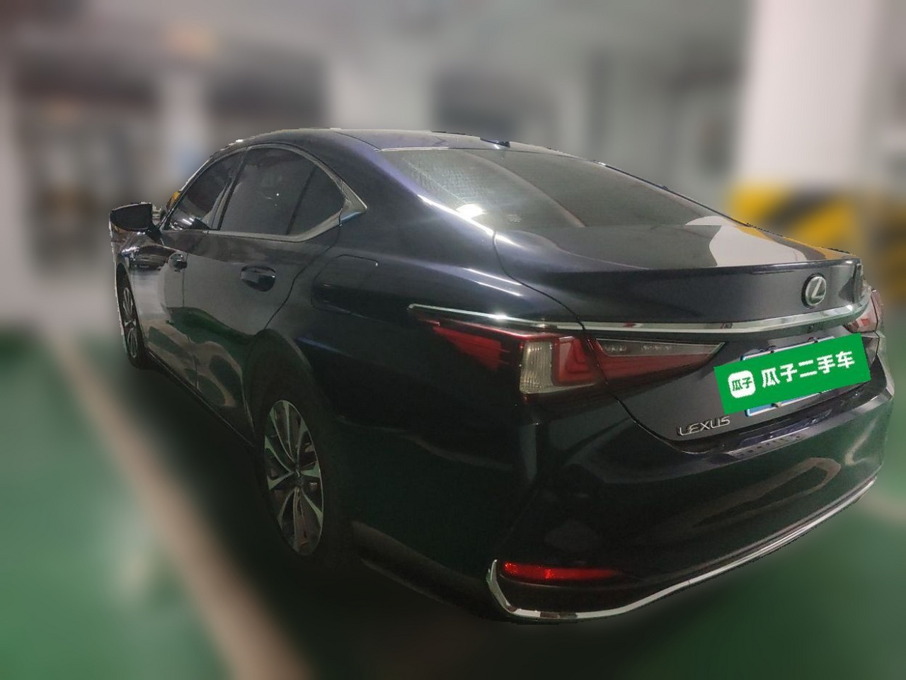 ES 2022 200 Luxury photo 4