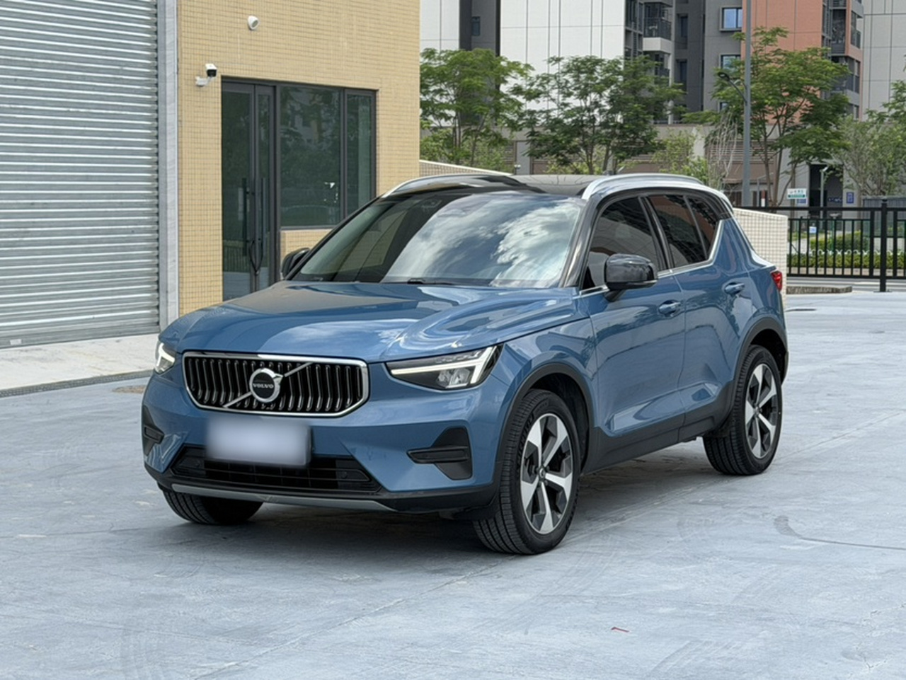 XC40 2023 B4 AWD Luxury