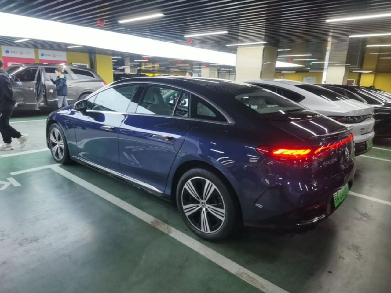 EQE 2025 500 4MATIC Luxury photo 4