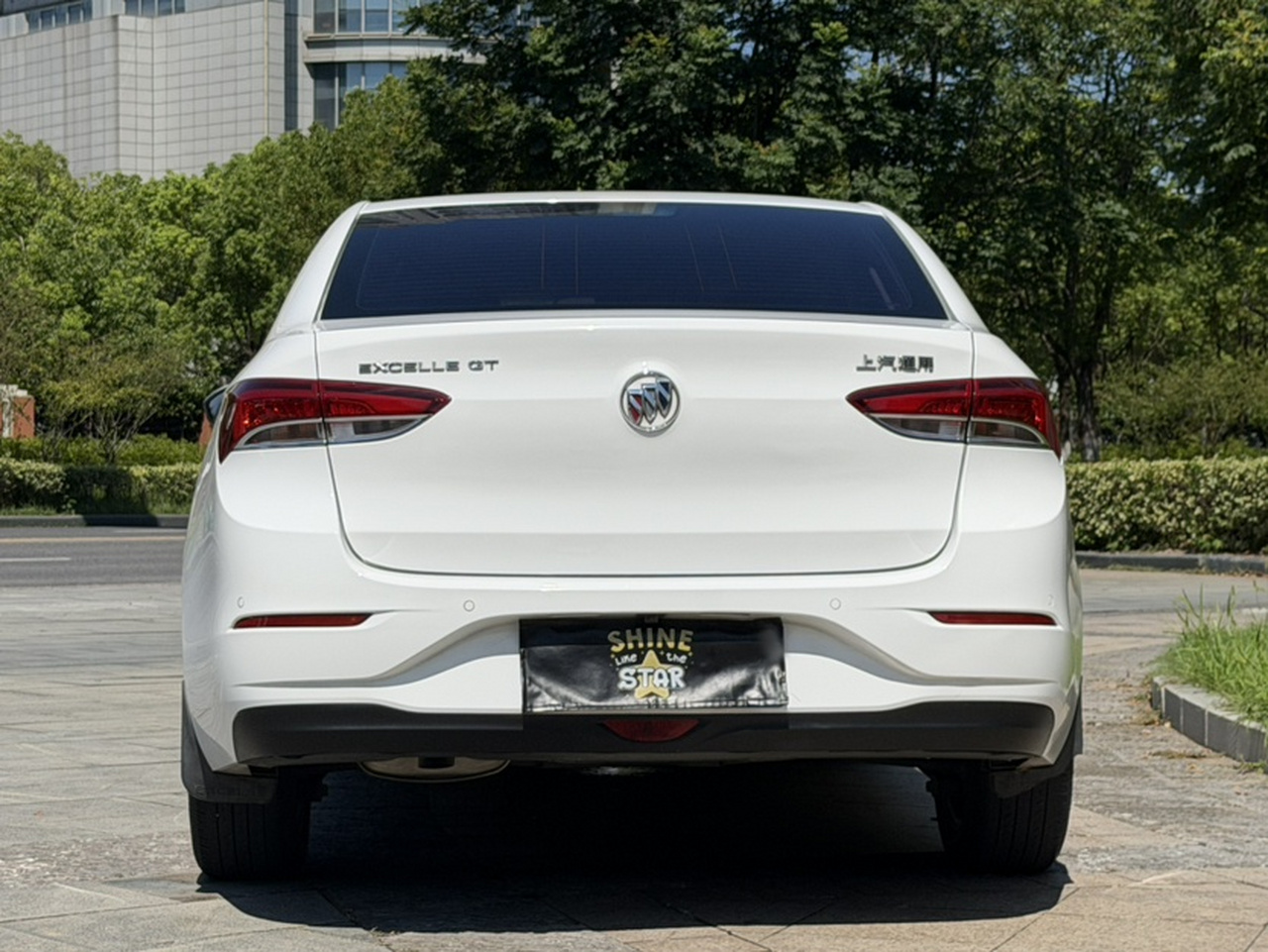 Excelle 2021 1.3T AT Mild Hybrid Elite photo 2