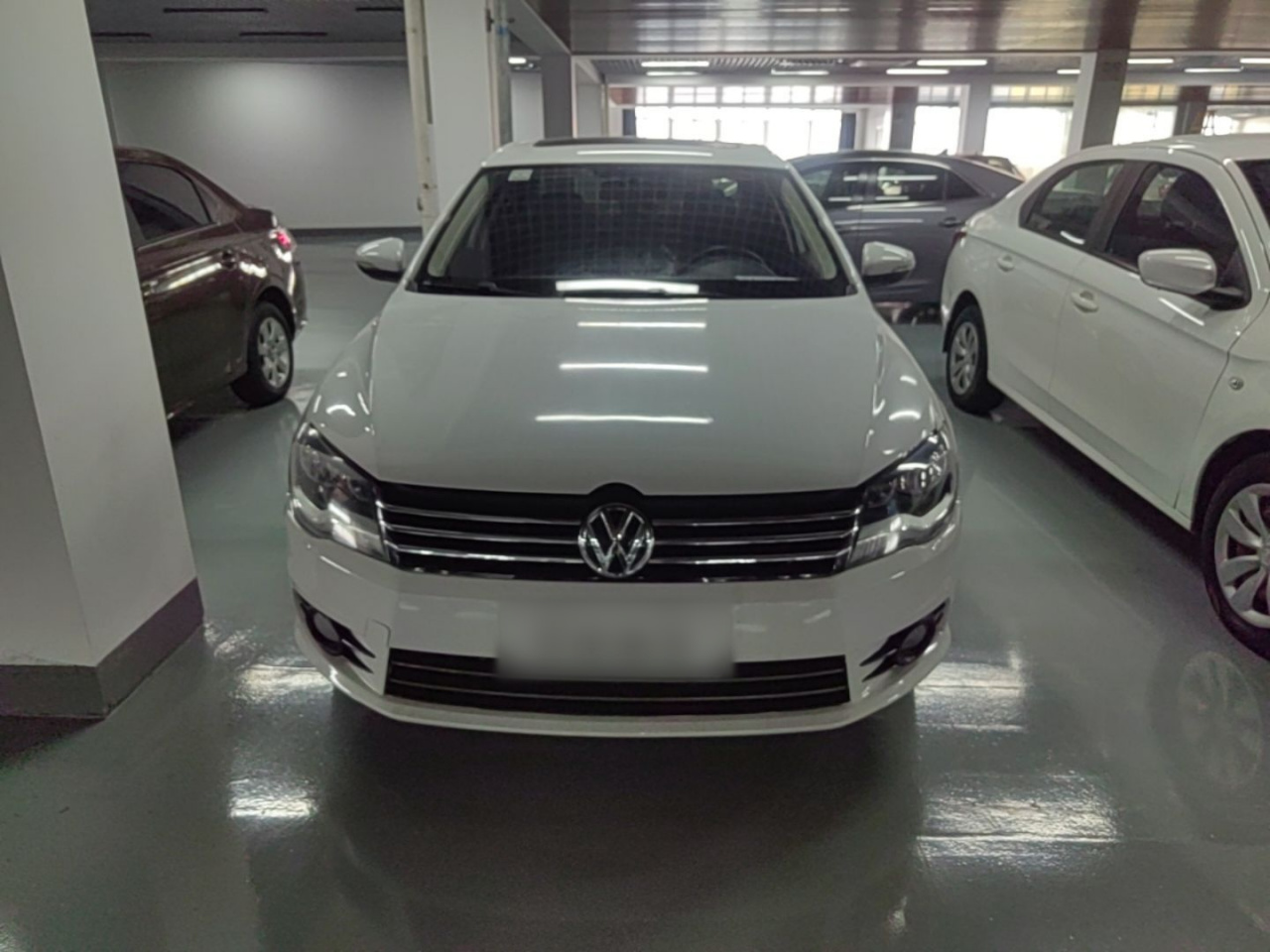 Bora 2015 1.6L MT Comfort photo 2