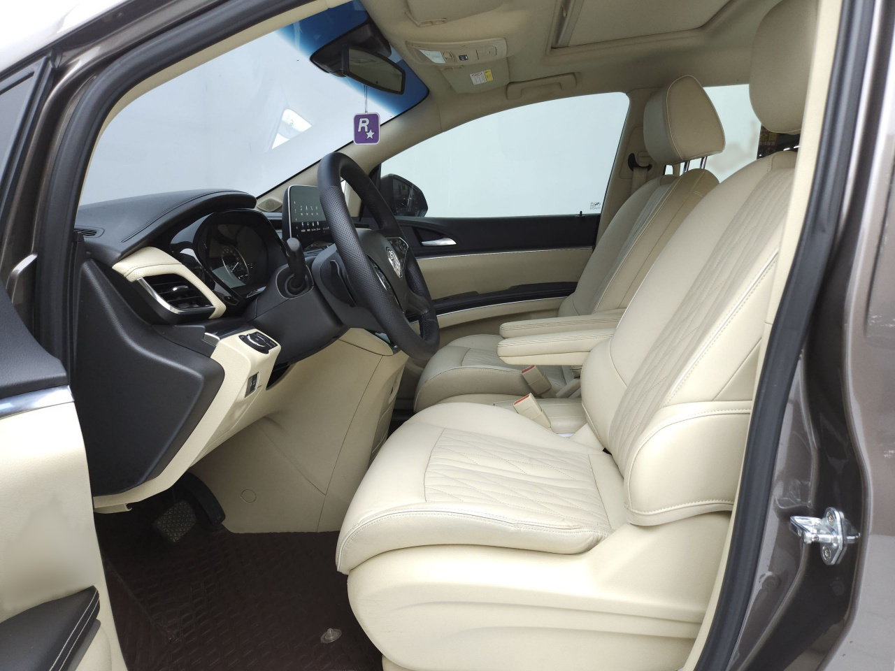 GL8 2023 Facelift Luxury