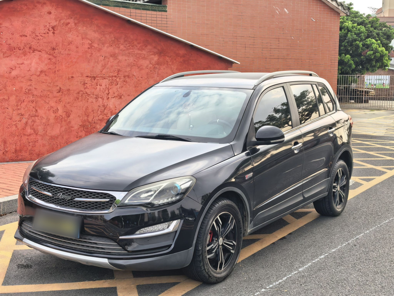 Domy X5 2017 1.5T MT Luxury
