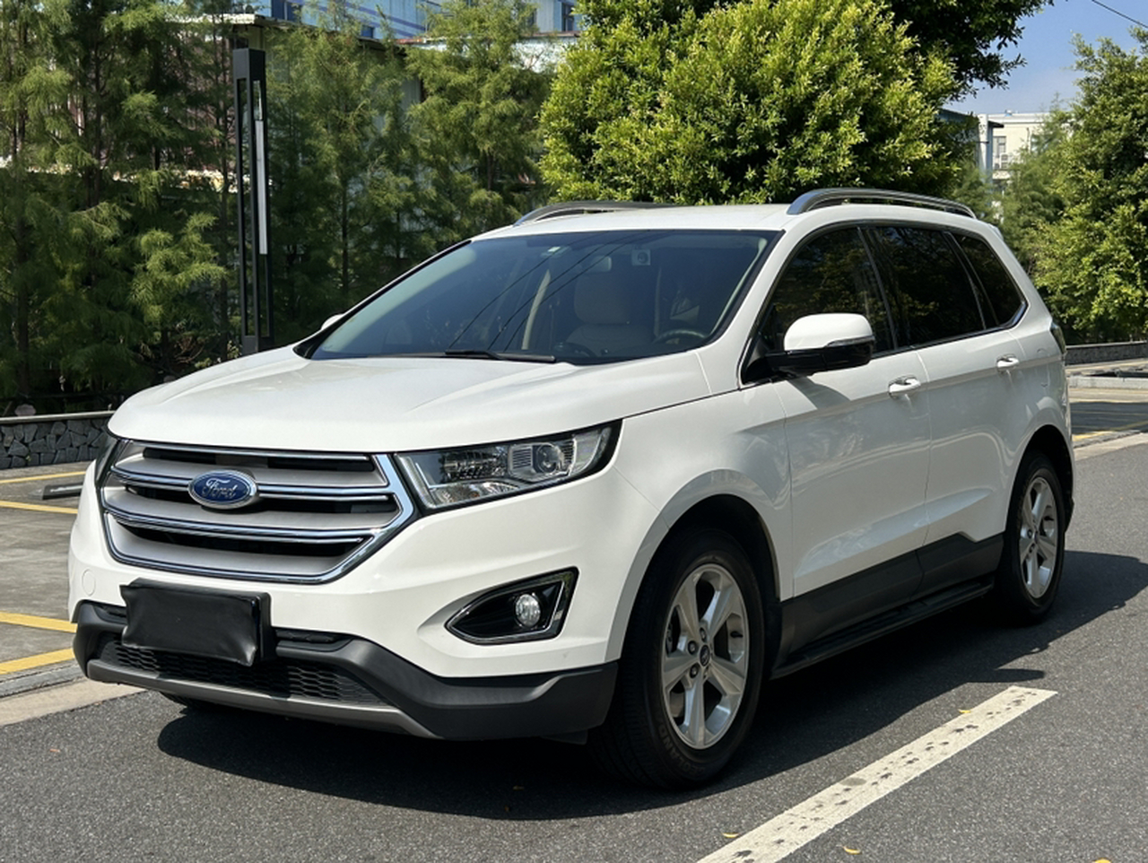 Edge 2016 EcoBoost 245 RWD 5-Seater