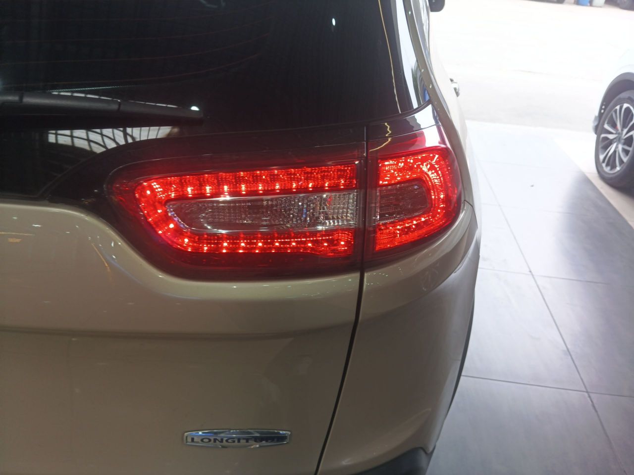 Cherokee 2016 2.0L photo 2