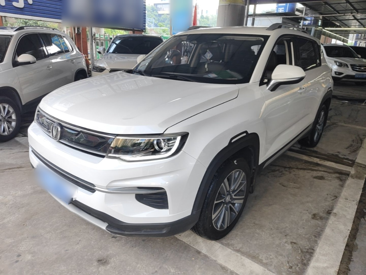 CS35PLUS 2019 1.6L AT