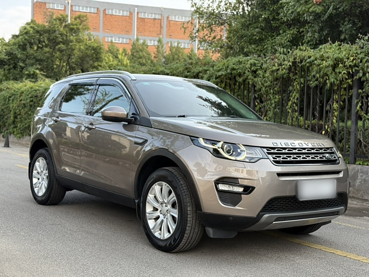 Discovery Sport 2017 2.0T SE photo 4