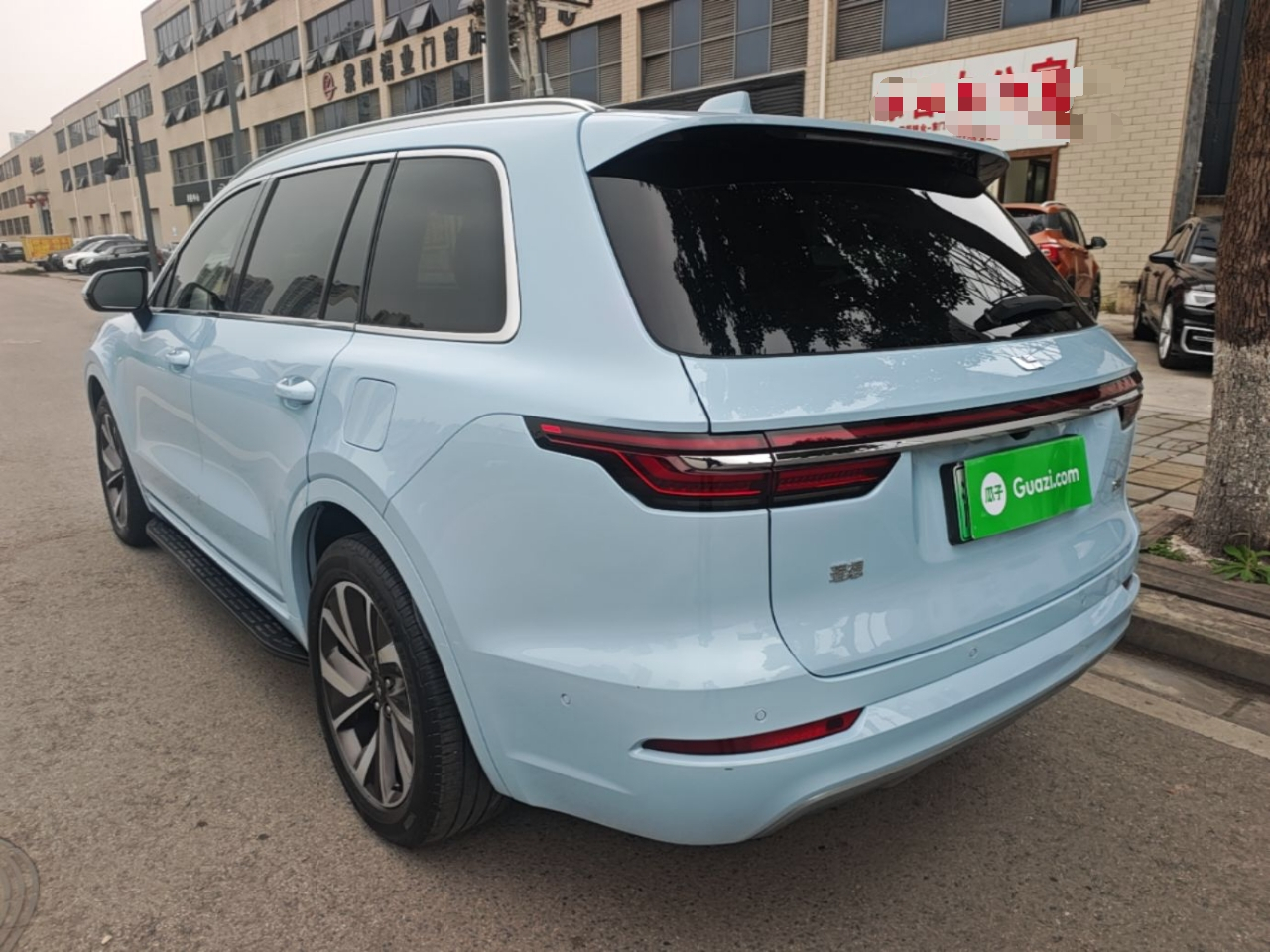 Li Auto ONE 2021 EREV 6-Seater photo 4