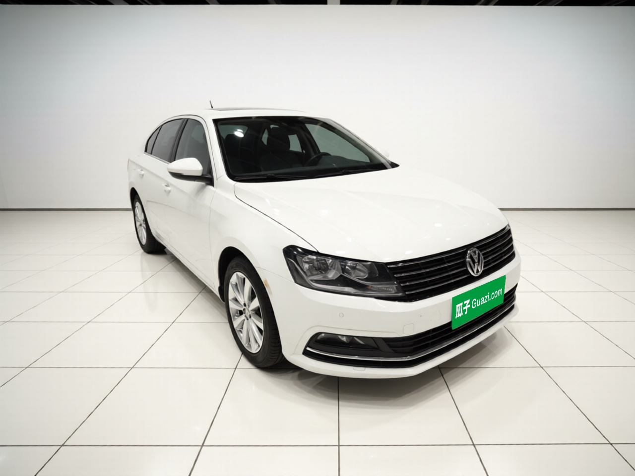 Lavida 2017 1.6L AT Comfort photo 3