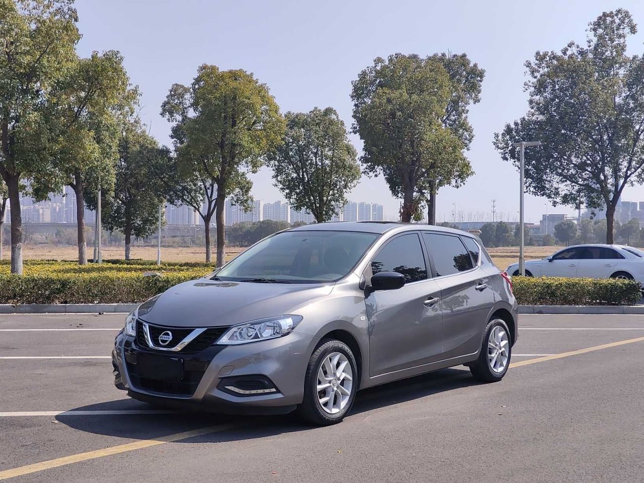 Tiida 2021 1.6L CVT