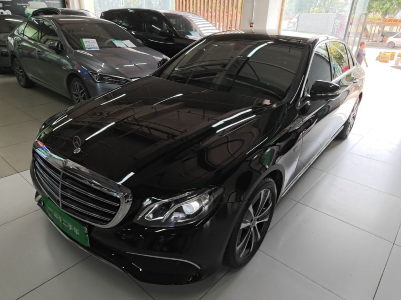 E-Class EV 2020 E 300 e L
