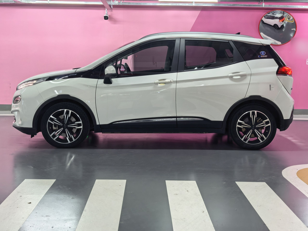 BAIC EX3 2019 R600 photo 4