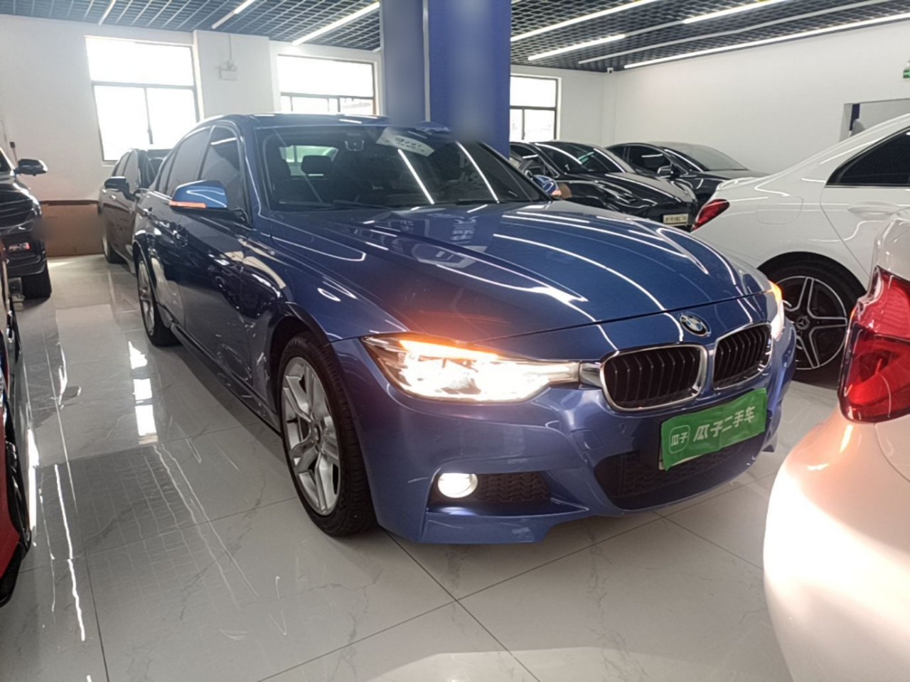 3 Series 2018 320Li Leading M Sport Package photo 3