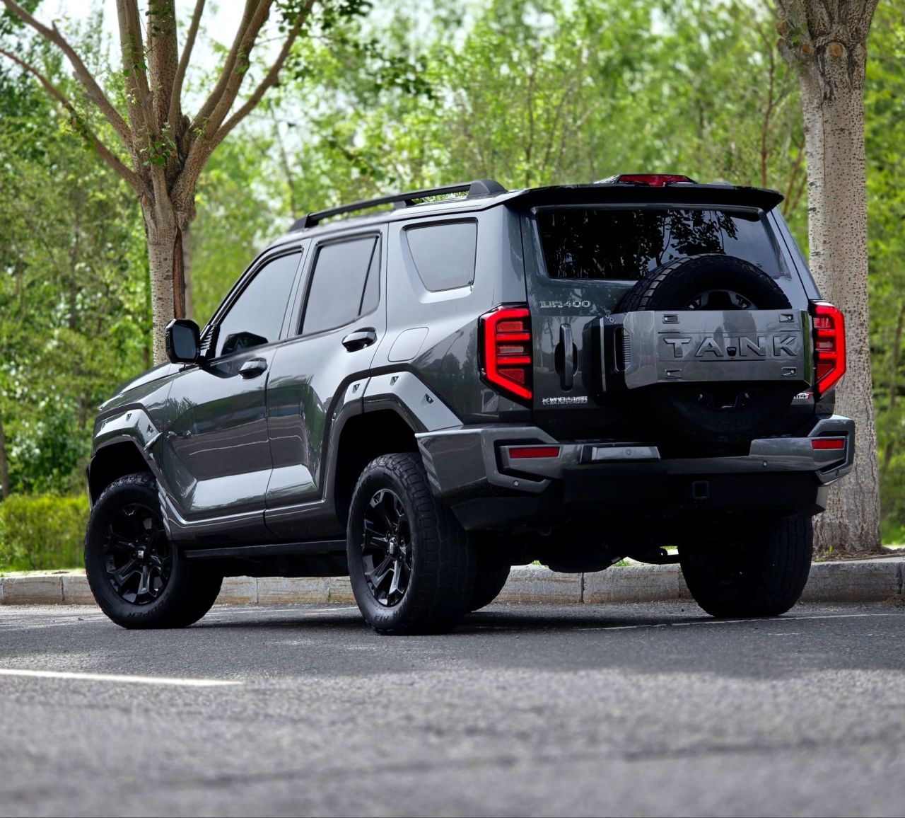 400 EV 2023 Hi4-T photo 3