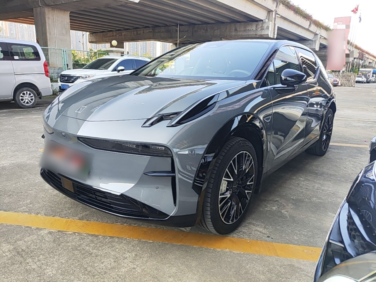 X 2024 5-Seater AWD
