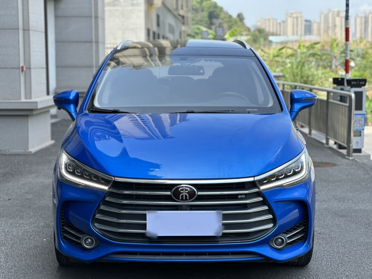 Song MAX 2017 1.5T AT Connected Elite 7-Seater photo 4