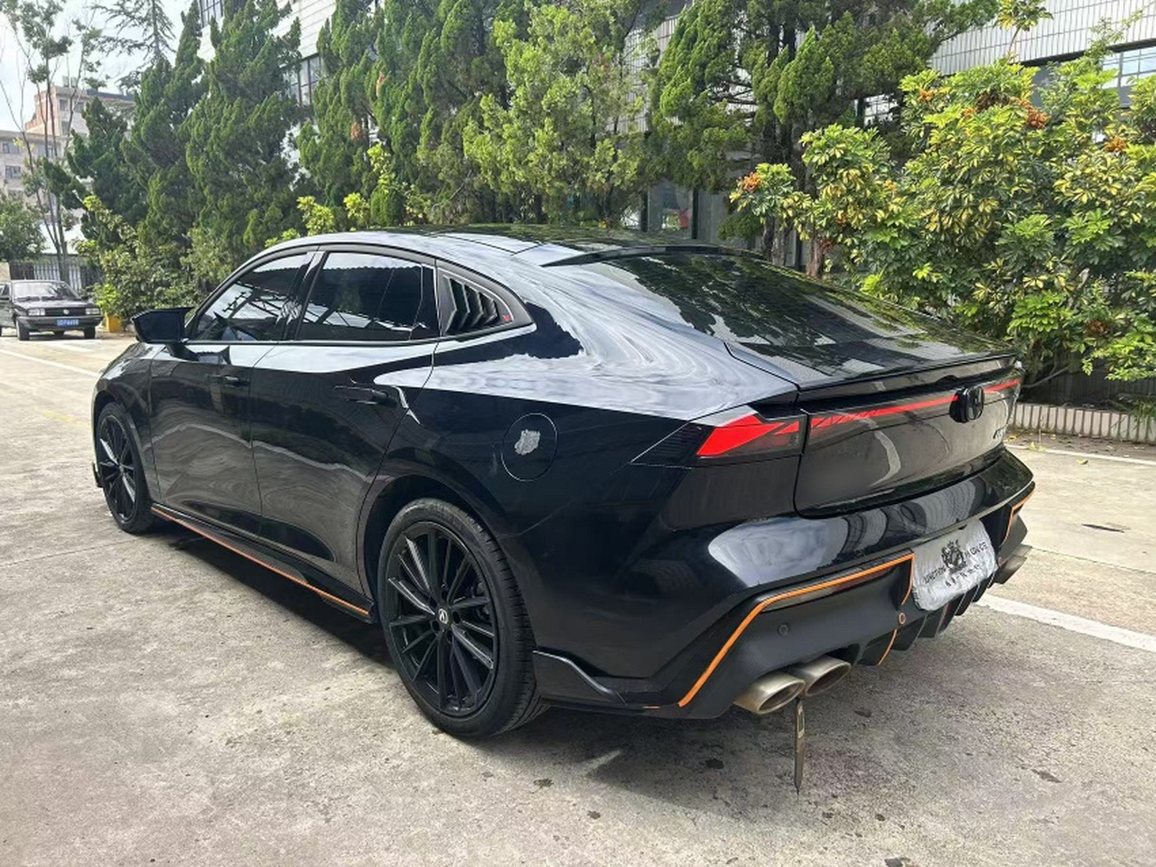 UNI-V 2023 1.5T Sport photo 2