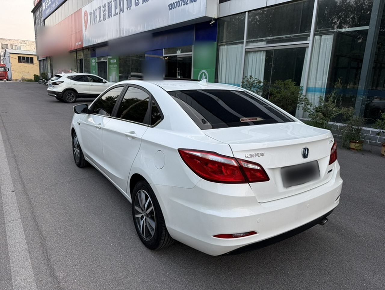 Eado 2016 1.6L MT photo 4
