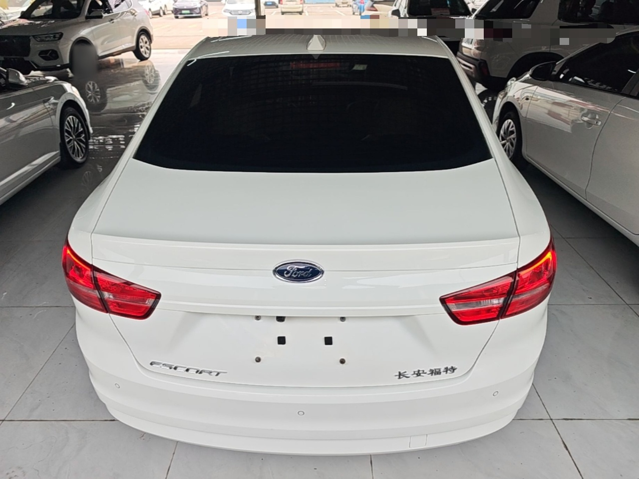 Escort 2017 1.5L AT Comfort photo 5