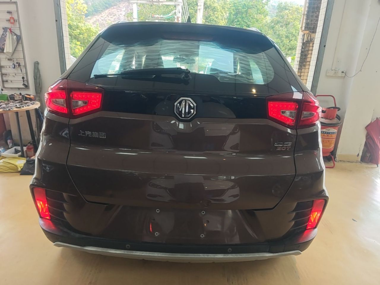 GS 2017 20T AT Exclusive photo 5