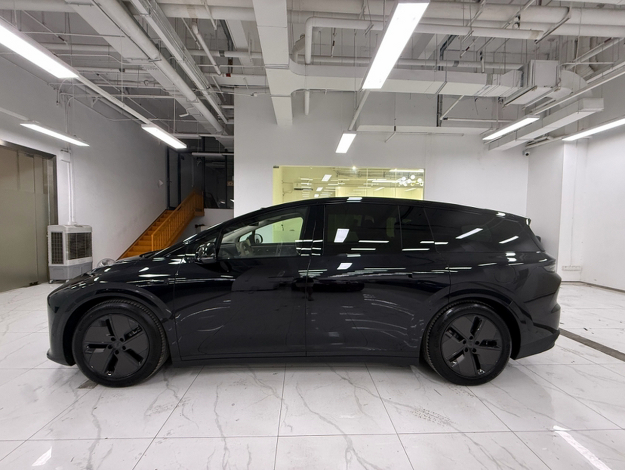 Li Auto i8 2025 Standard photo 3