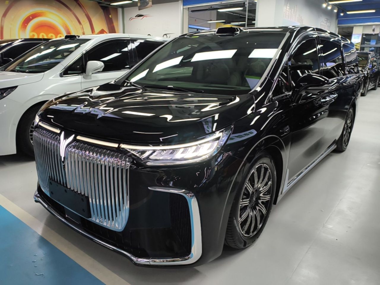 Voyah Dreamer 2025 EV AWD Flagship Qiankun