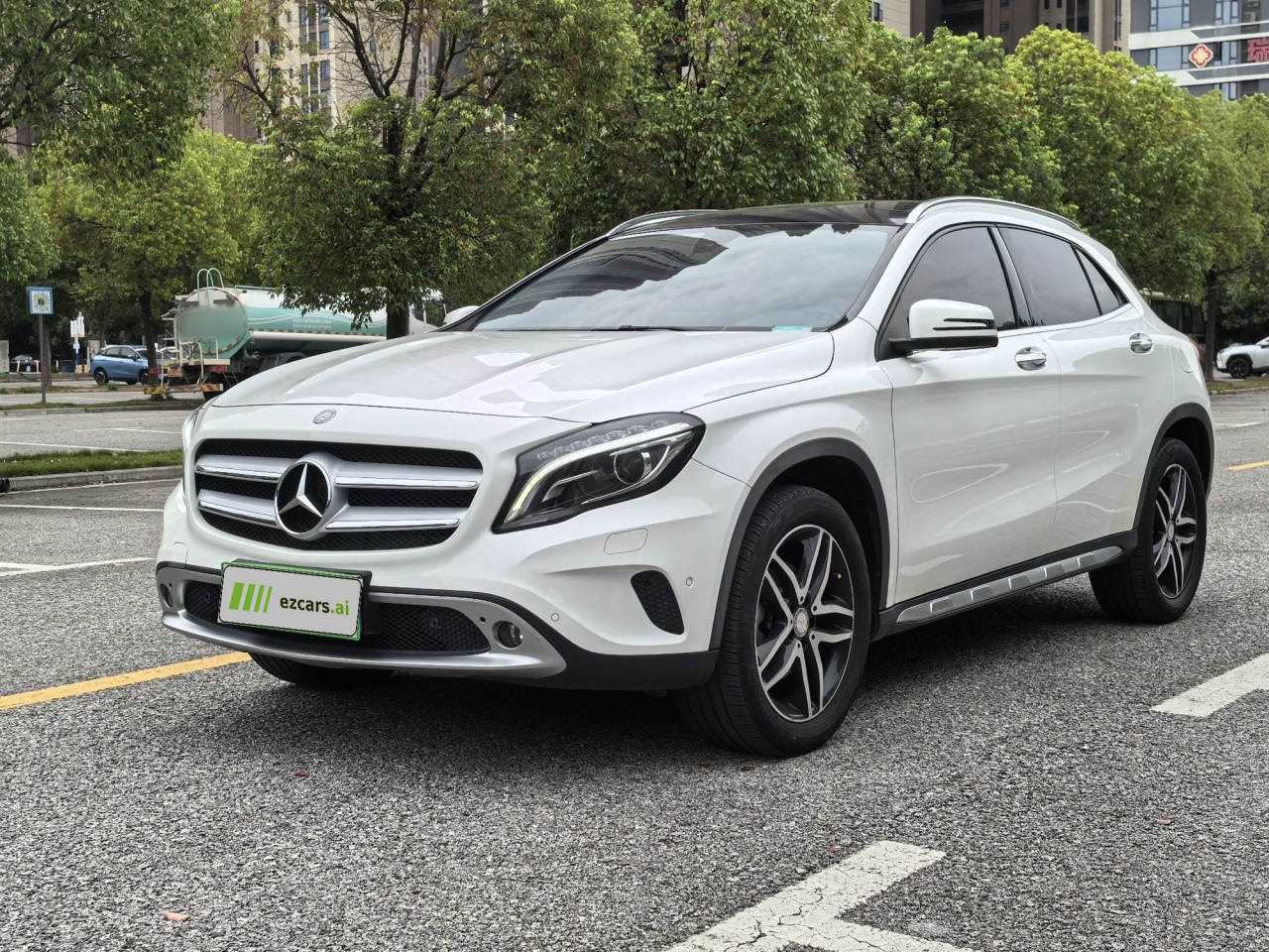 GLA 2016 GLA 220 4MATIC Fashion