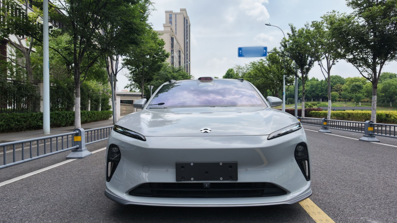 ET5 2022 75kWh photo 2