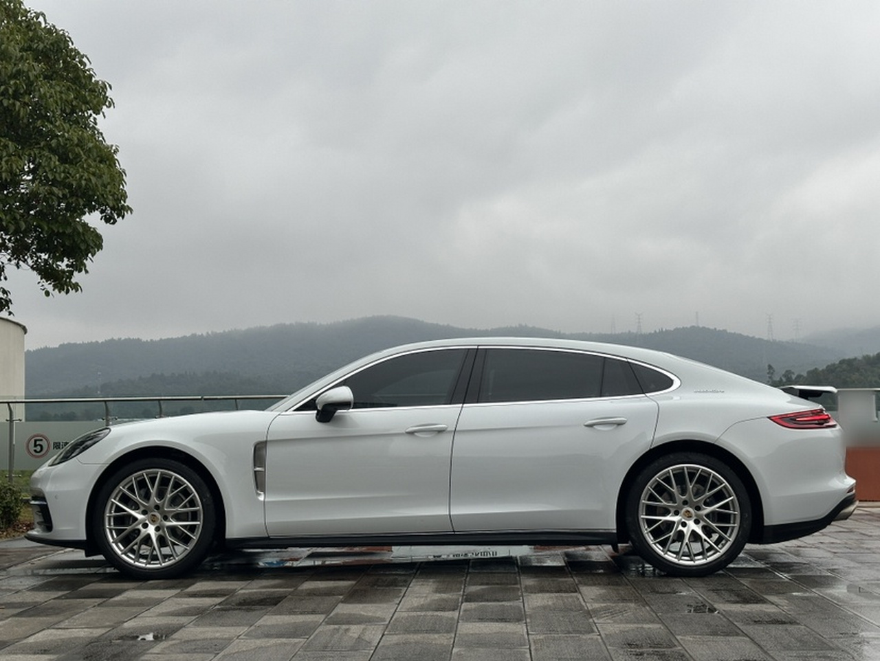 2019 Panamera Executive Extended 2.9T photo 4