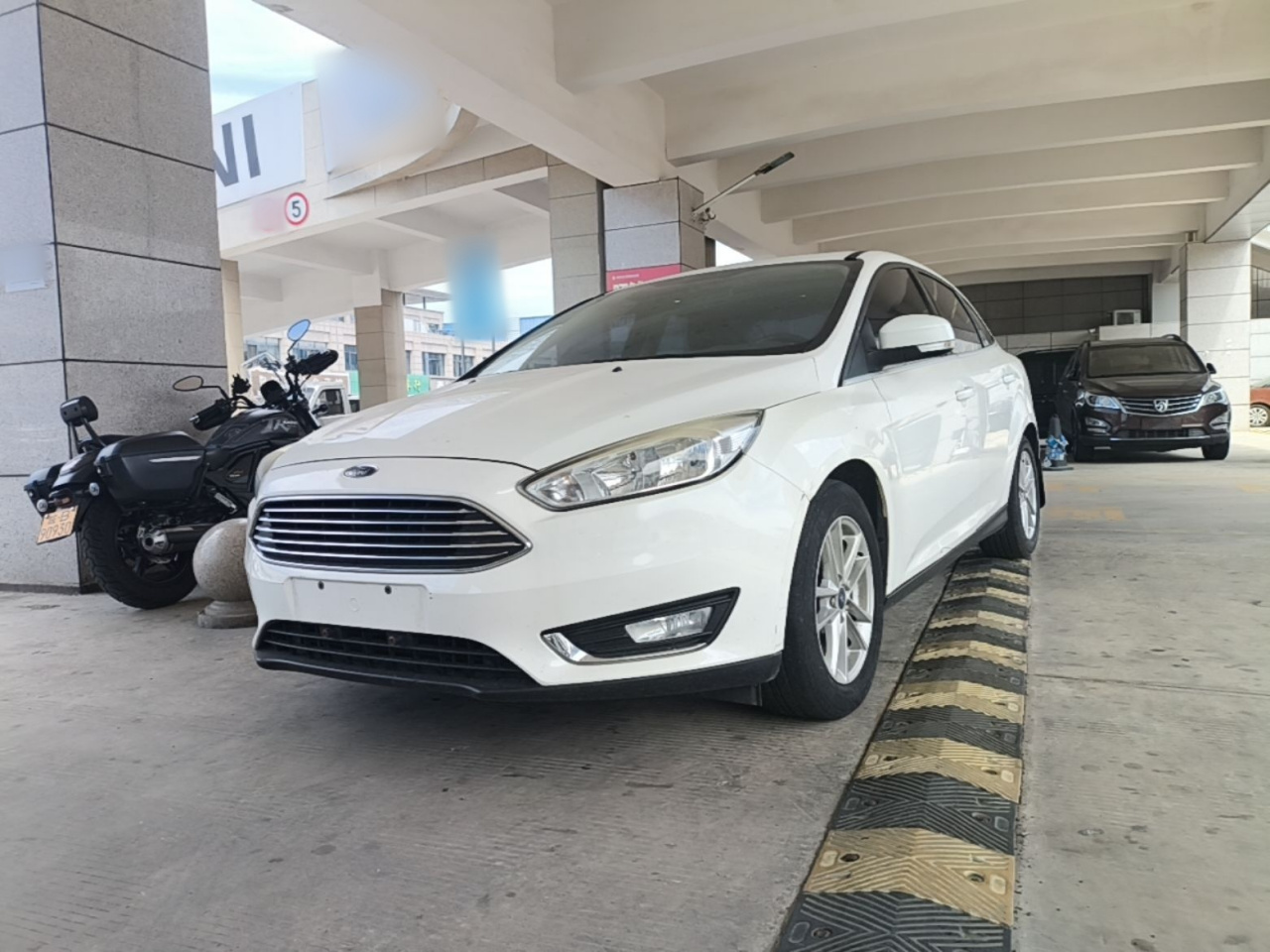 Focus 2015 Sedan EcoBoost 180 AT Elite