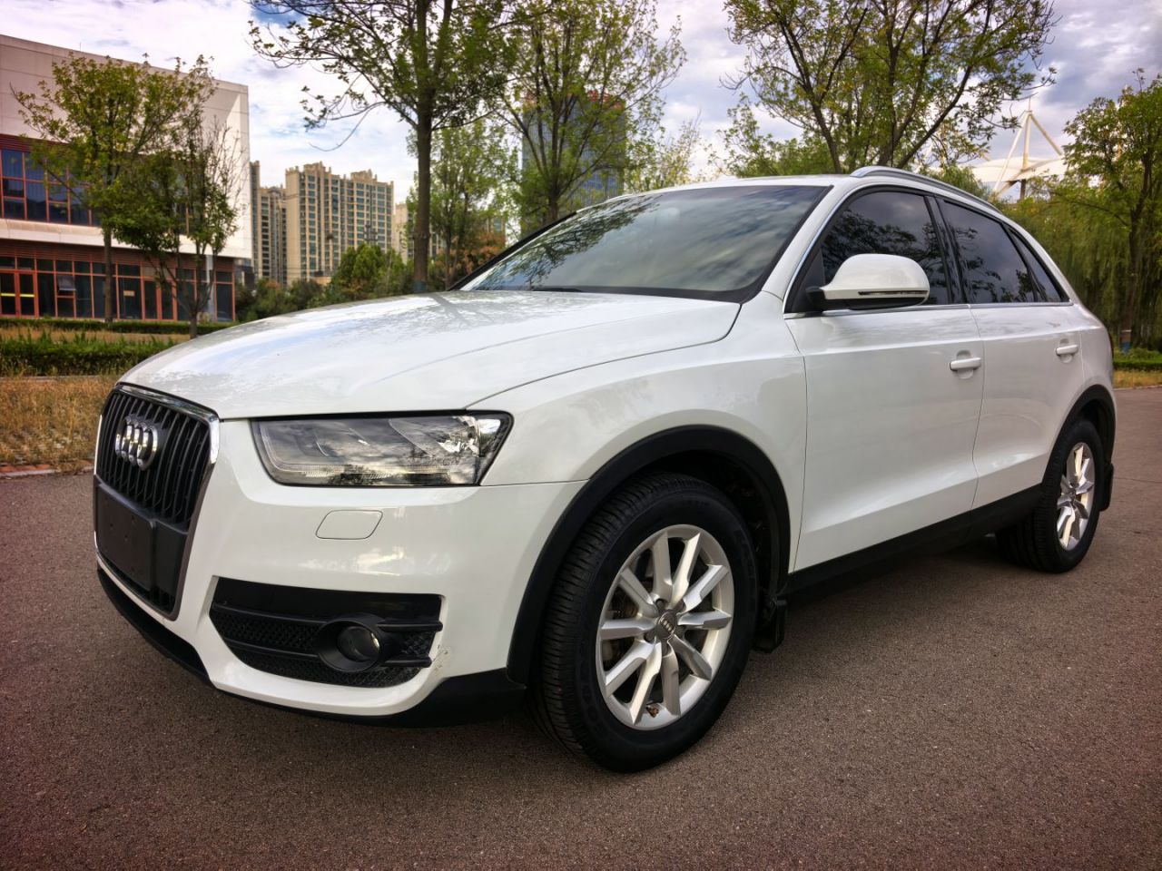 Q3 2015 30 TFSI Progressive