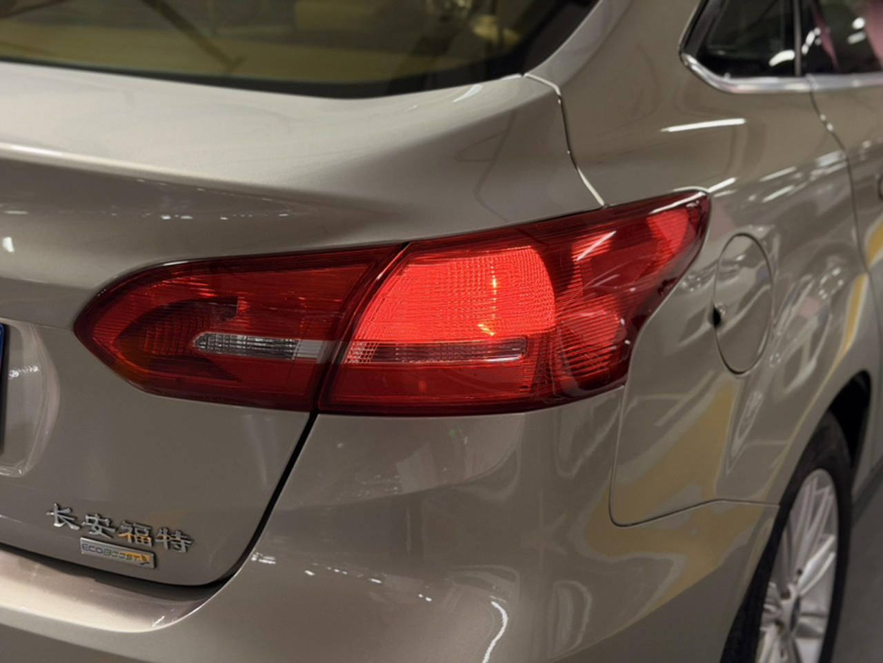 Focus 2018 Sedan Classic EcoBoost 180 AT Flagship photo 2