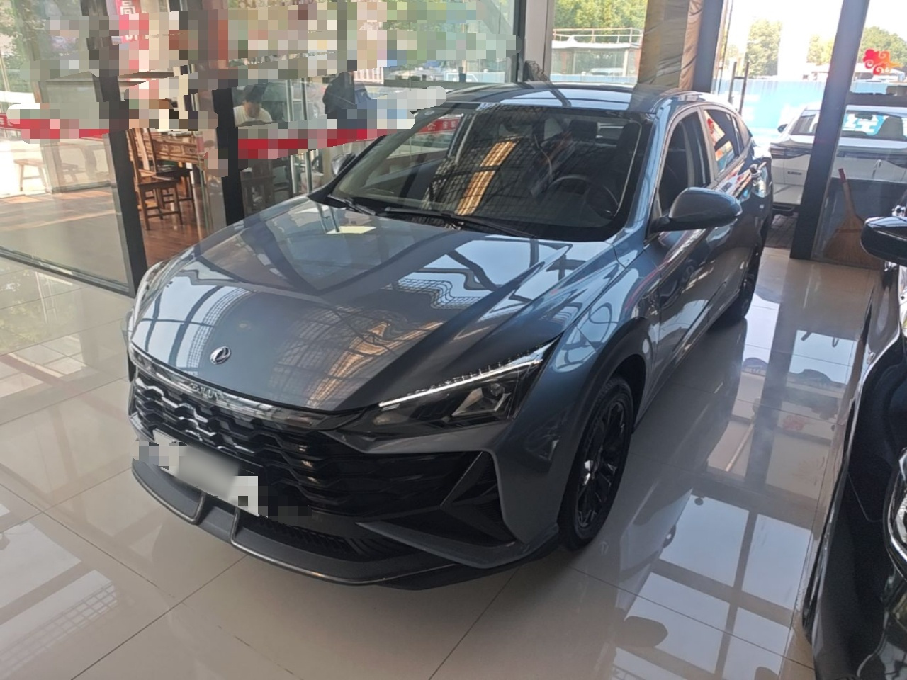 Yixuan 2025 1.5L AT Luxury