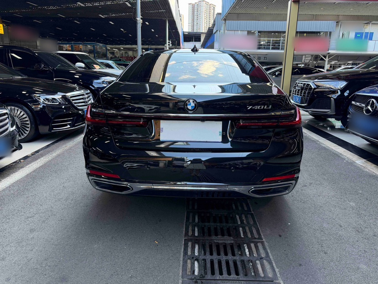 7 Series 2019 Facelift 730Li Luxury photo 3